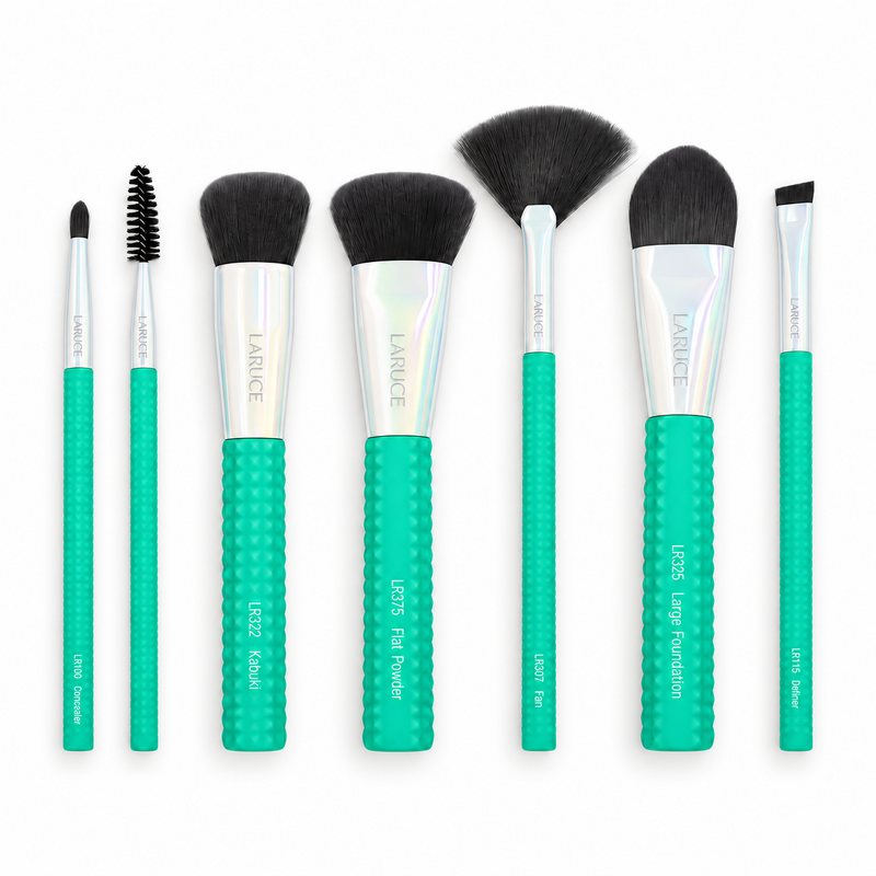 LARUCE x DERMOVIA – The Essential Seven Brush Set